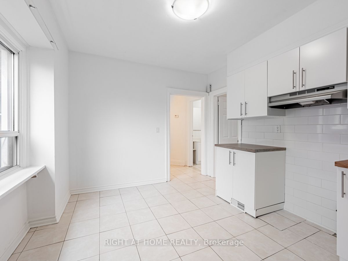 Photo 38 of 15 Regal Road, Toronto, Wychwood — HOMEH