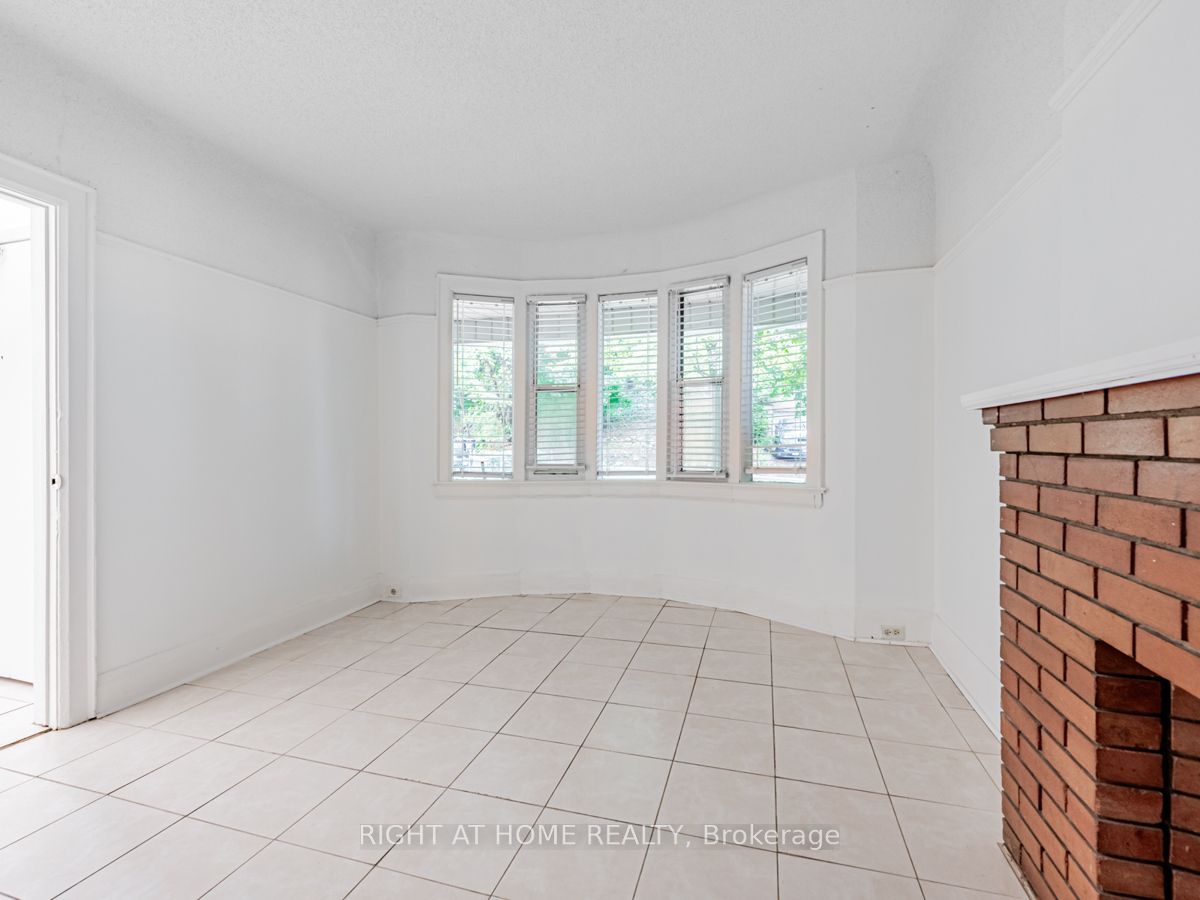 Photo 35 of 15 Regal Road, Toronto, Wychwood — HOMEH