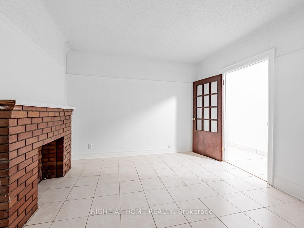 Photo 34 of 15 Regal Road, Toronto, Wychwood — HOMEH