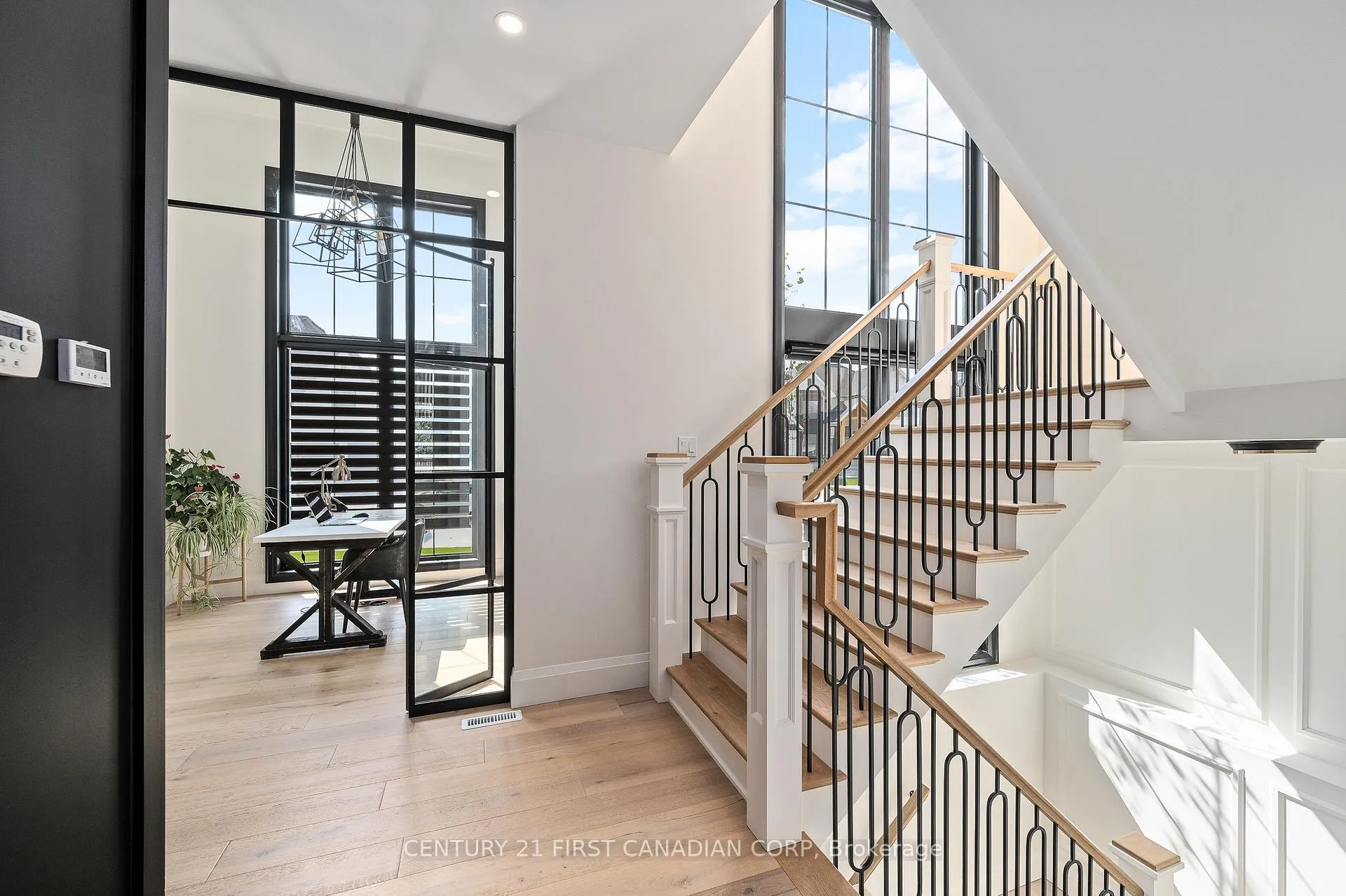 Photo 2 of 244 Foxborough Place, Thames Centre, Thorndale — HOMEH