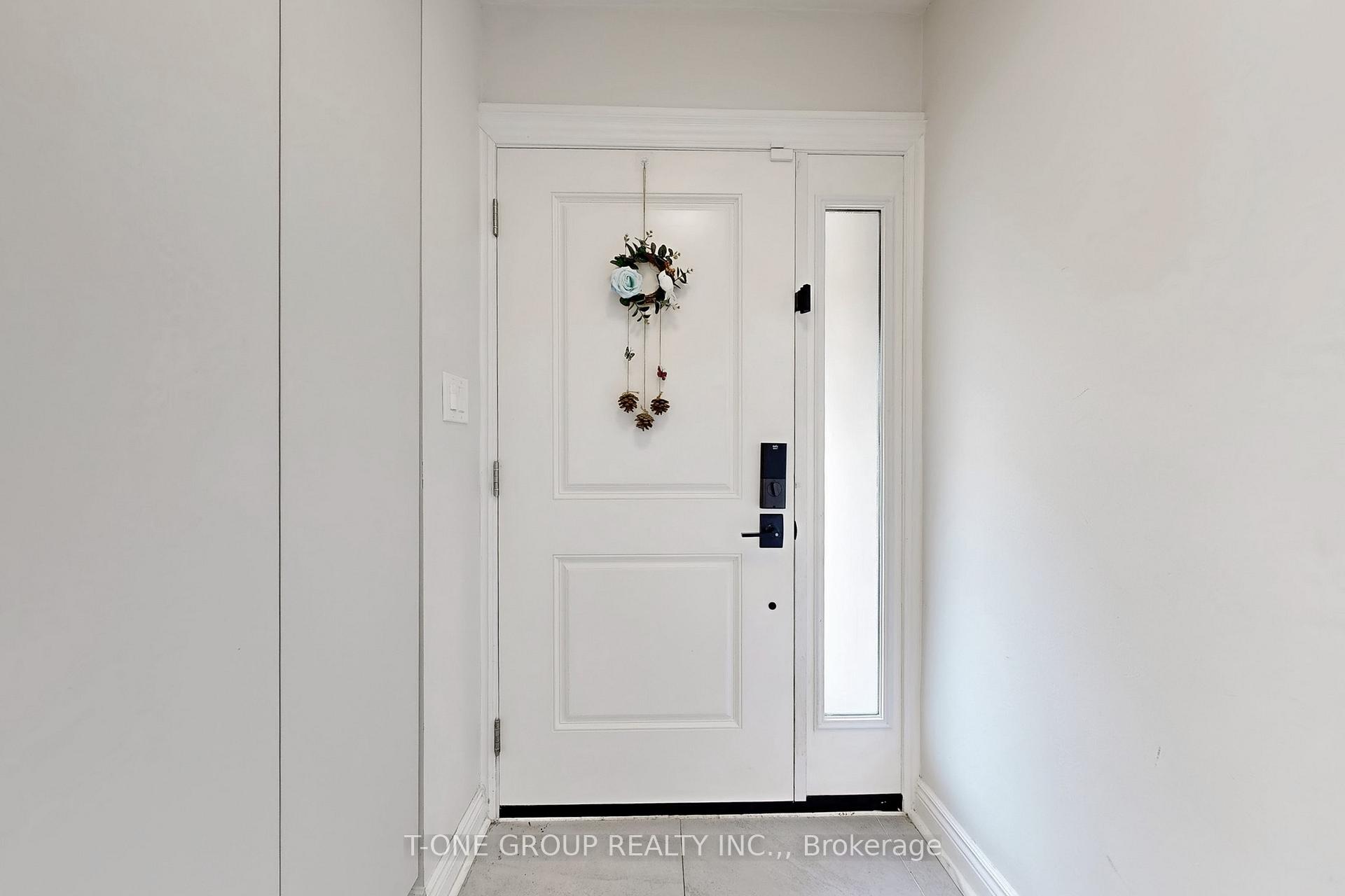 Photo 24 of 1 Ferncrest Gate, Scarborough, L'Amoreaux — HOMEH