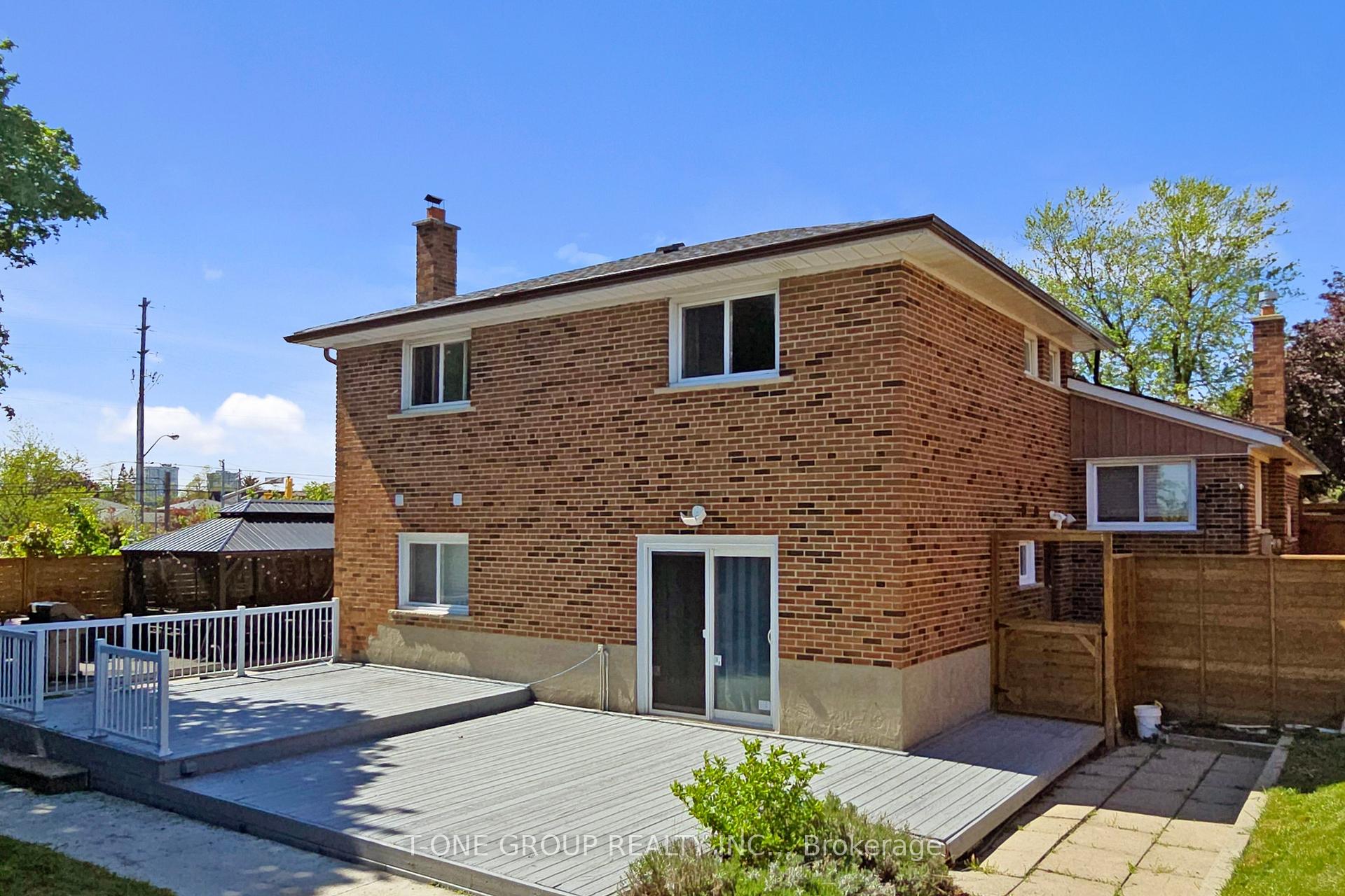 Photo 48 of 1 Ferncrest Gate, Scarborough, L'Amoreaux — HOMEH