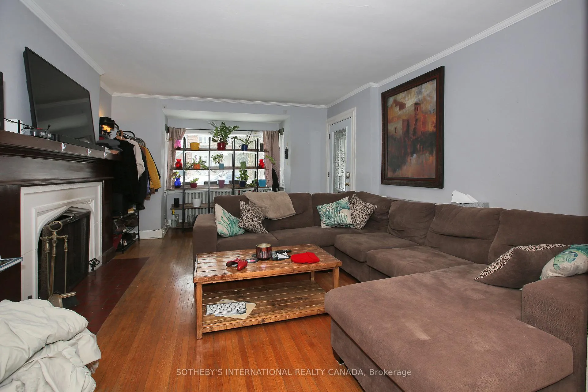 Photo 4 of Unit Main Floor, 147 Highbourne Road, Toronto, Yonge-Eglinton — HOMEH