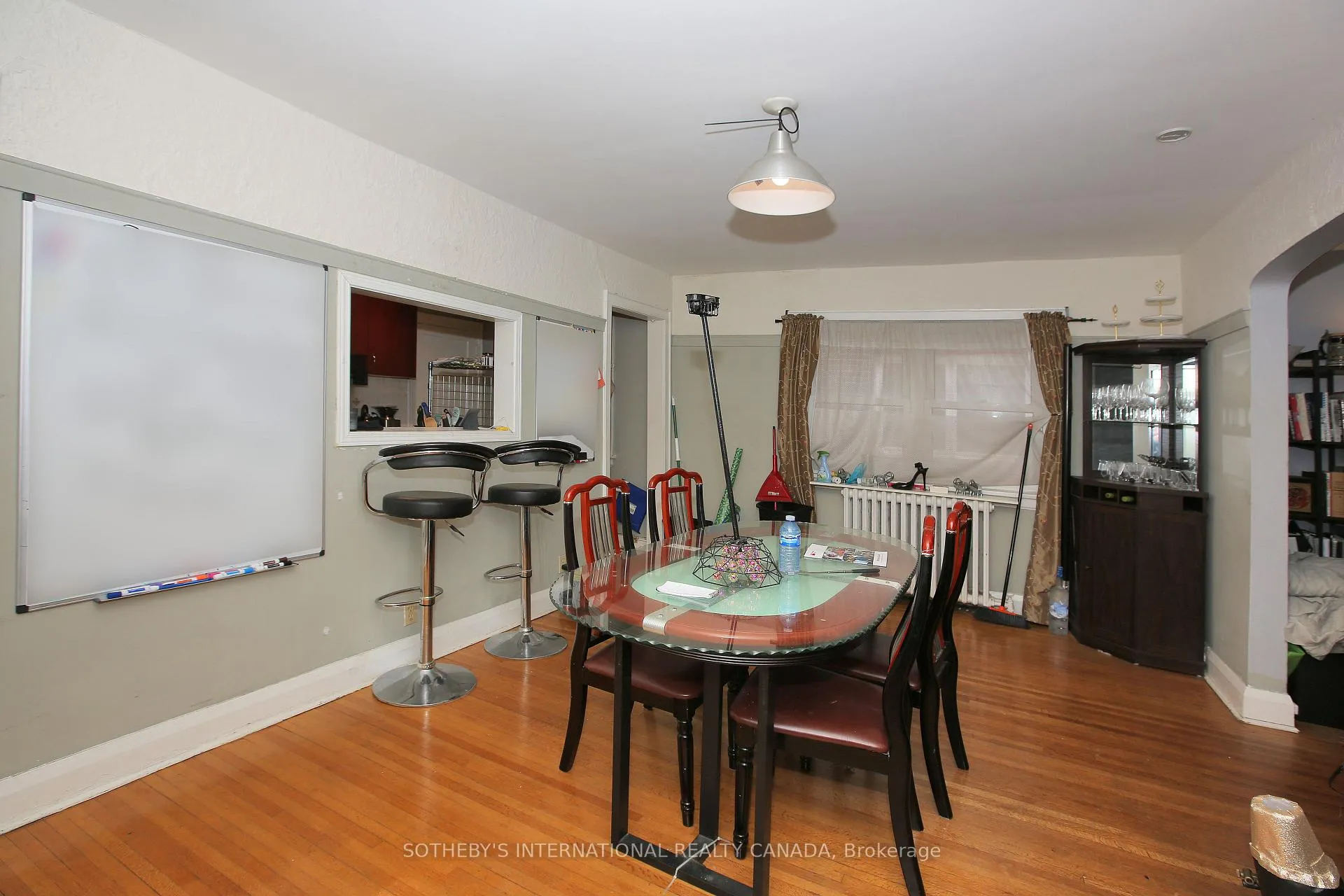 Photo 5 of Unit Main Floor, 147 Highbourne Road, Toronto, Yonge-Eglinton — HOMEH