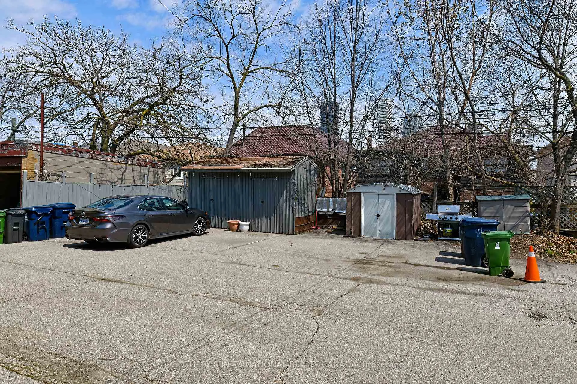 Photo 12 of Unit Main Floor, 147 Highbourne Road, Toronto, Yonge-Eglinton — HOMEH