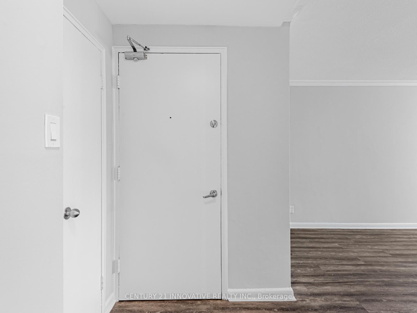 Photo 3 of Unit 306, 1243 Broadview Avenue, Toronto, Broadview North — HOMEH