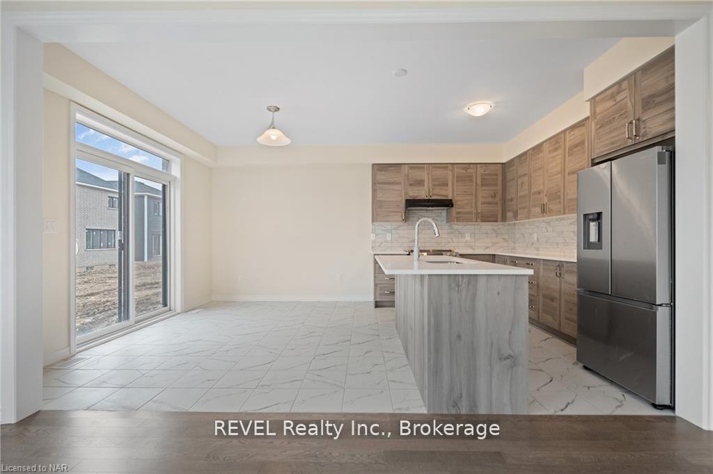 Photo 12 of 71 Sun Haven Lane, Thorold, Rolling Meadows — HOMEH