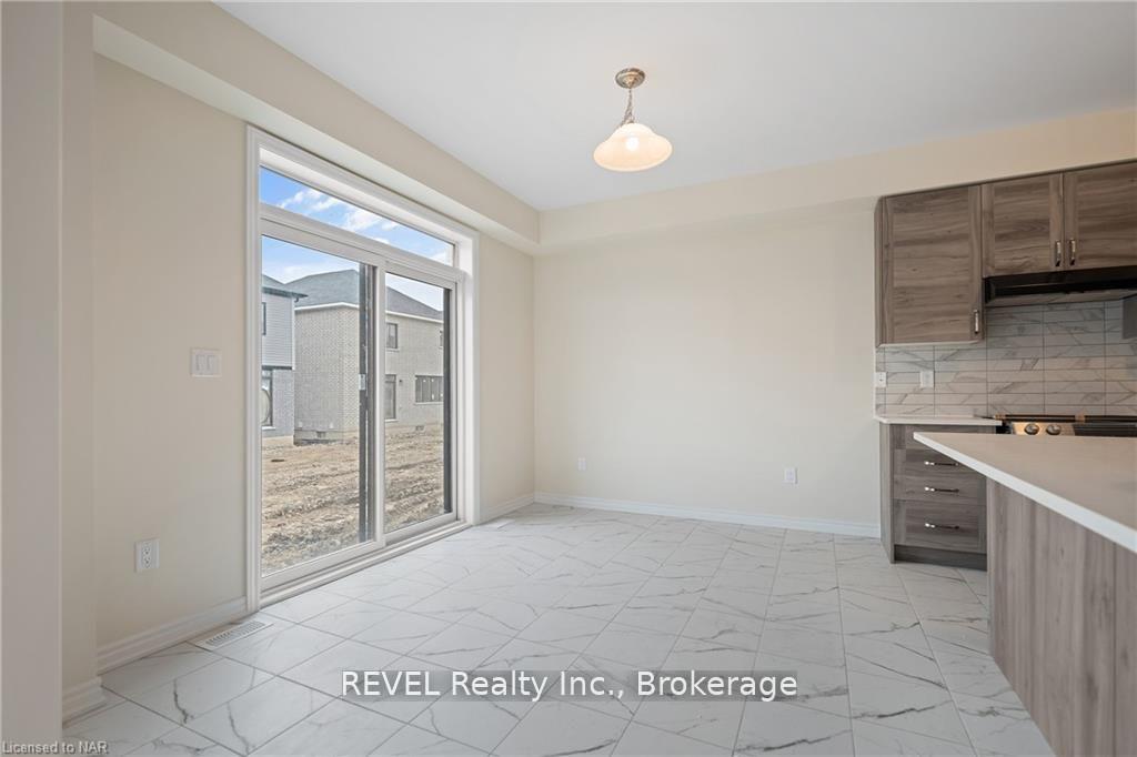 Photo 17 of 71 Sun Haven Lane, Thorold, Rolling Meadows — HOMEH