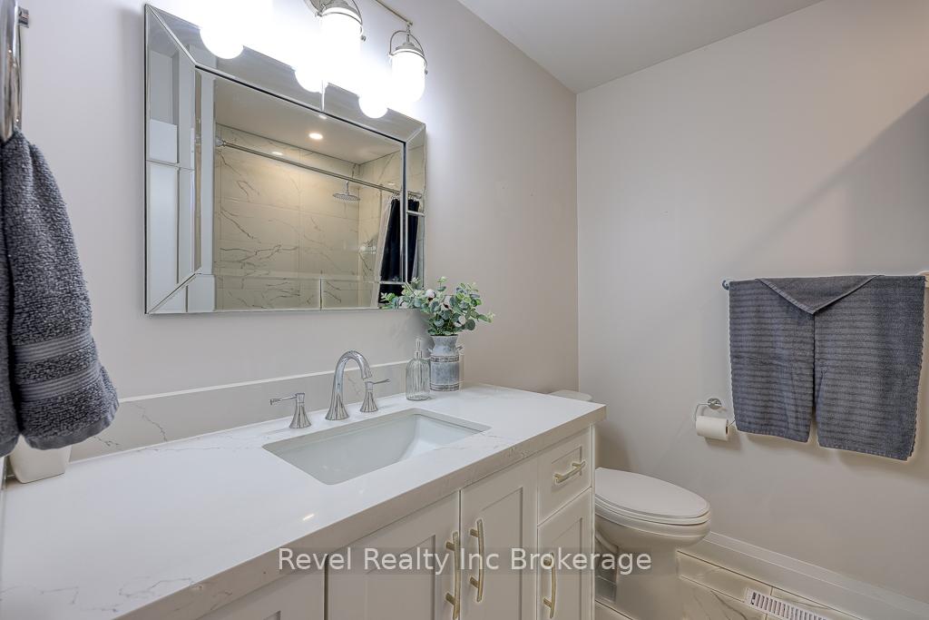 Photo 16 of 2 Richards Court, Tillsonburg — HOMEH