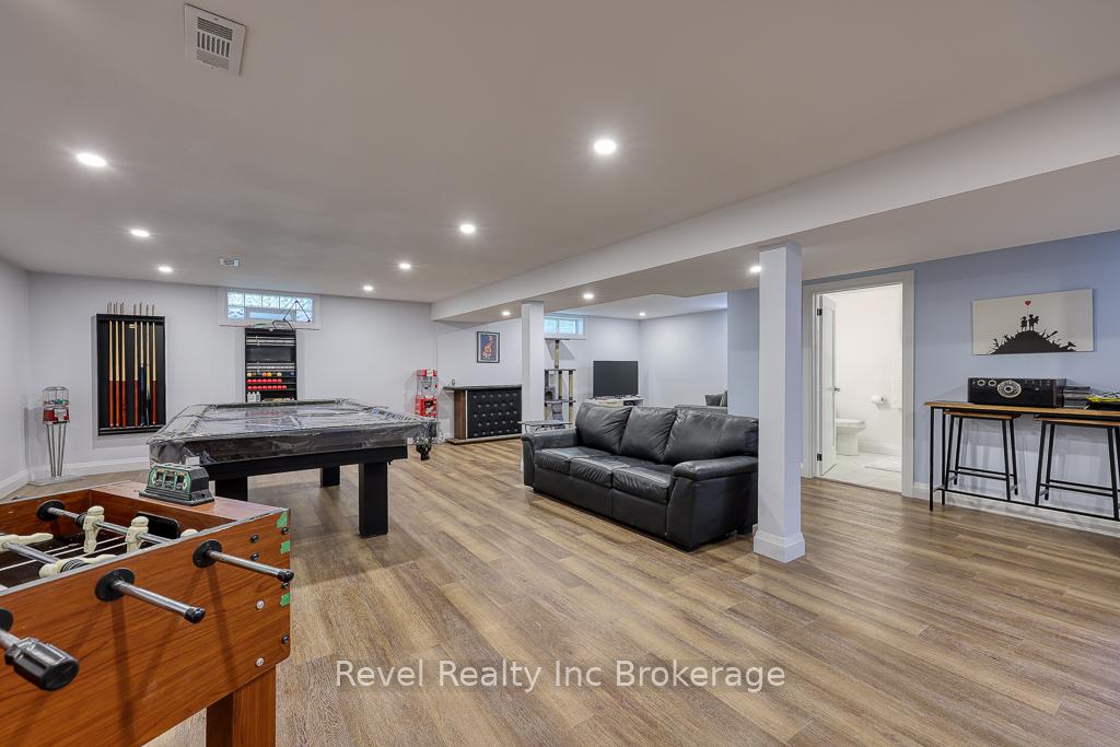 Photo 24 of 2 Richards Court, Tillsonburg — HOMEH