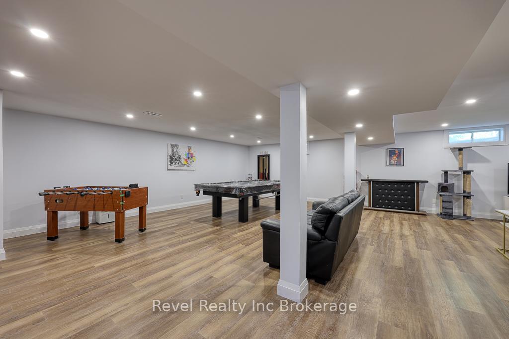 Photo 25 of 2 Richards Court, Tillsonburg — HOMEH