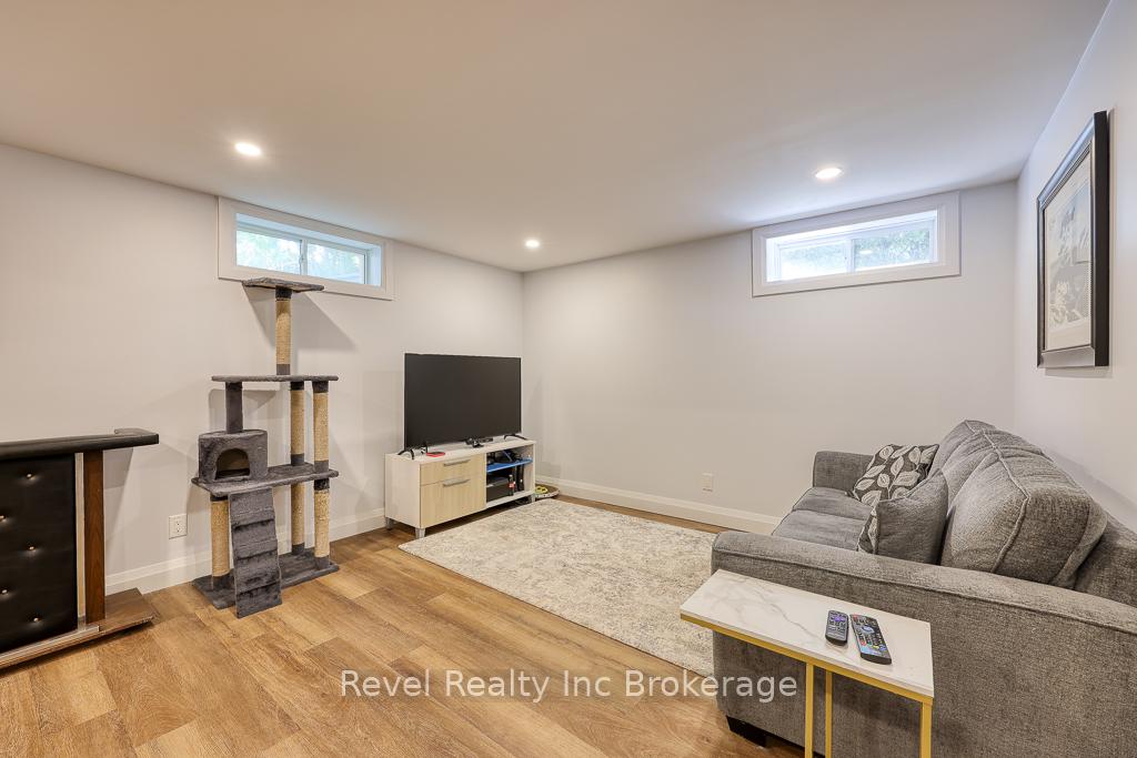 Photo 28 of 2 Richards Court, Tillsonburg — HOMEH