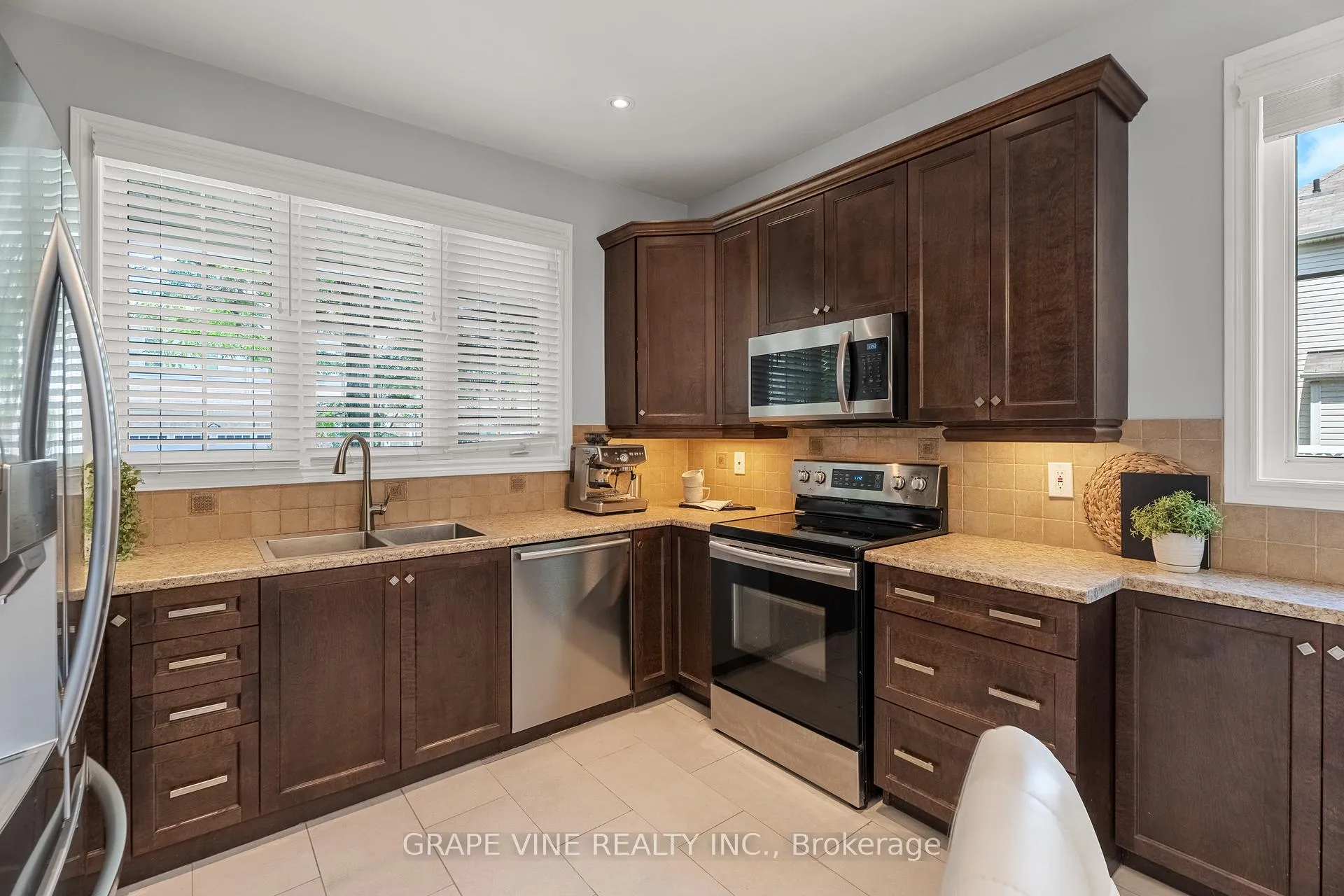 Photo 17 of 2634 Fallingwater Circle, Ottawa, Barrhaven - Half Moon Bay — HOMEH