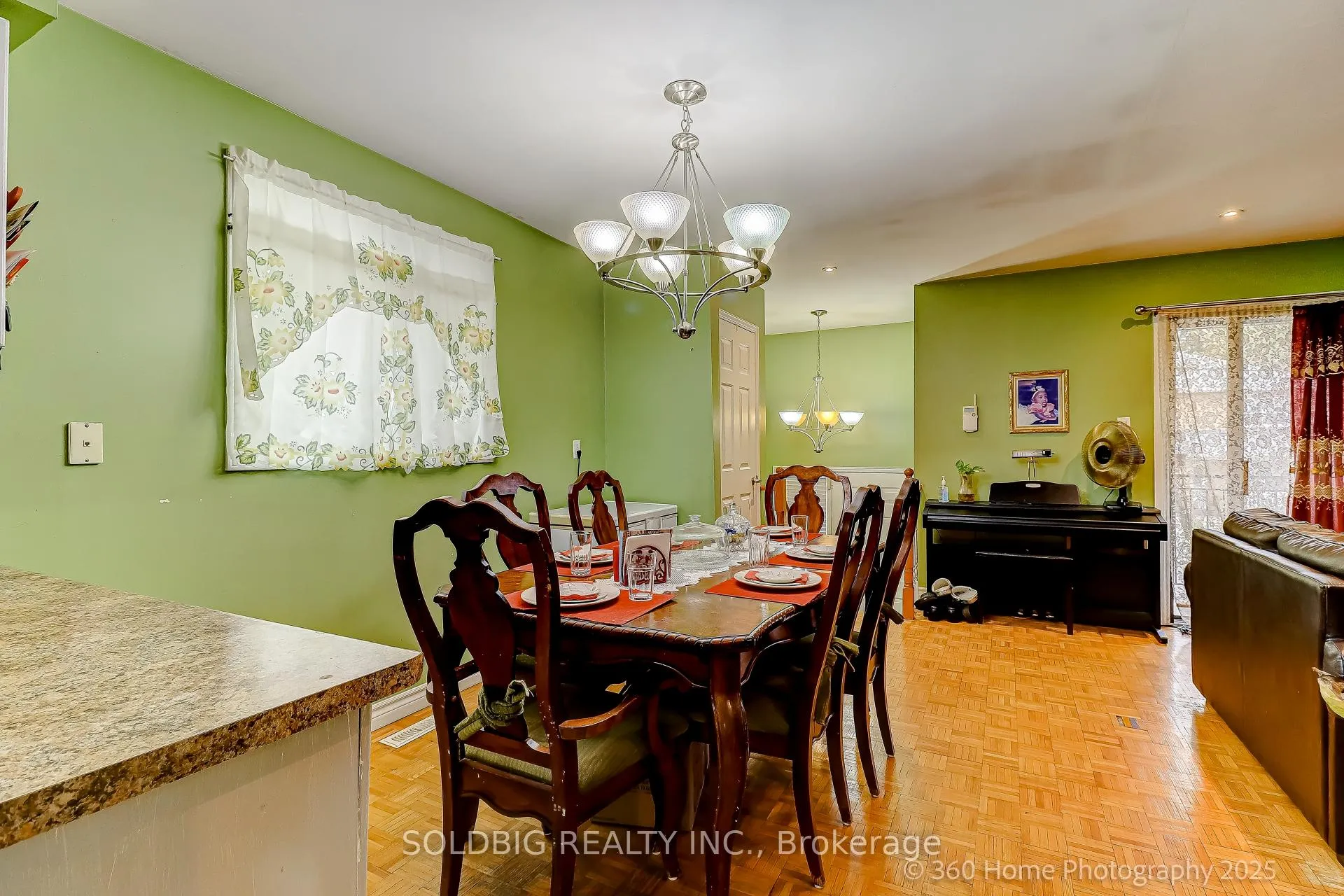 Photo 19 of 610 Vaughan Road, Toronto, Oakwood Village — HOMEH