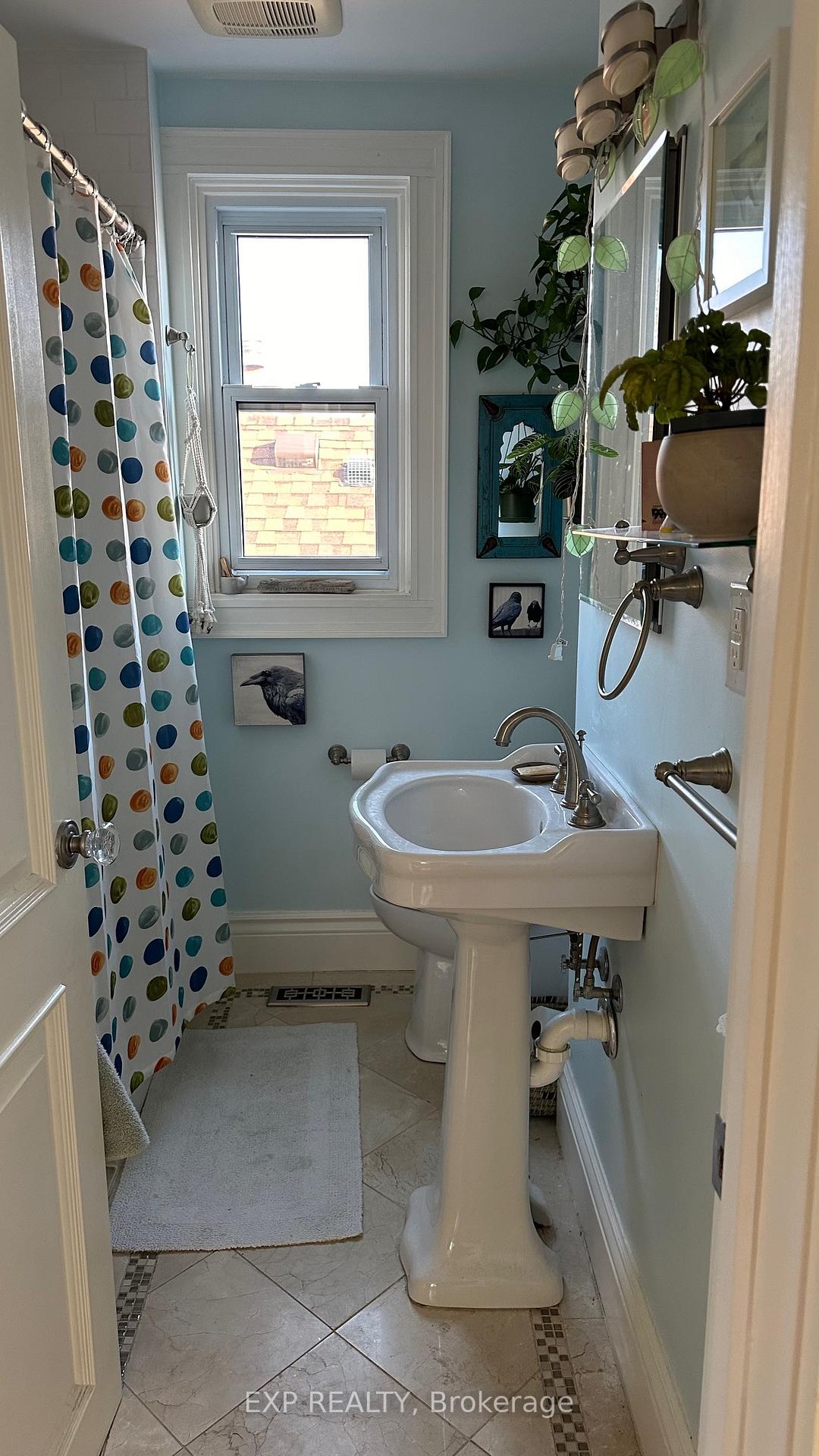 Photo 14 of 212 Bingham Avenue, Toronto, East End-Danforth — HOMEH