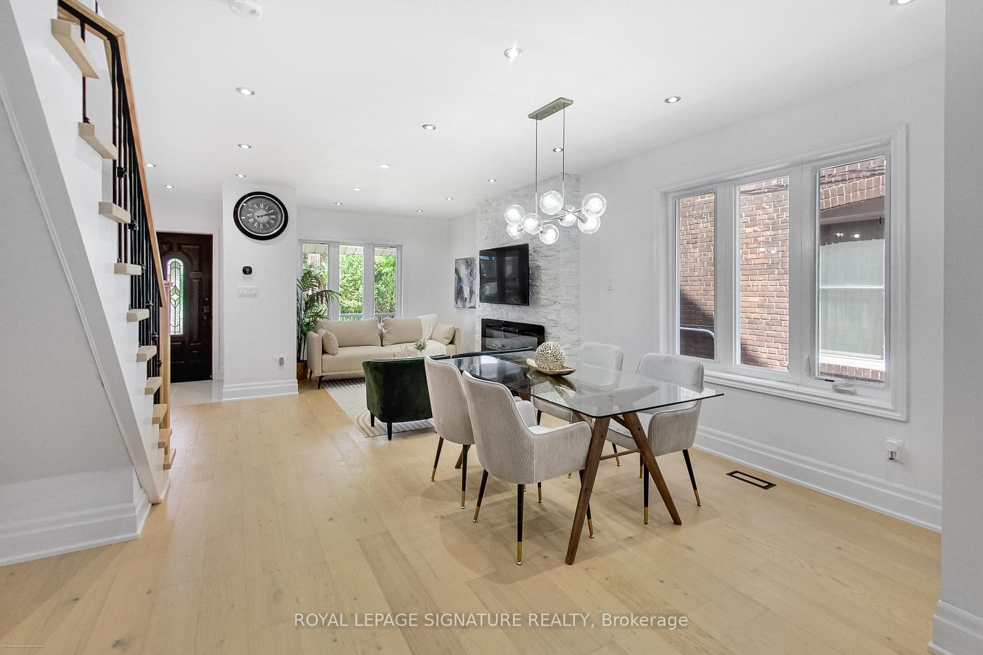 Photo 10 of 15 Glebeholme Boulevard, Toronto, Danforth — HOMEH