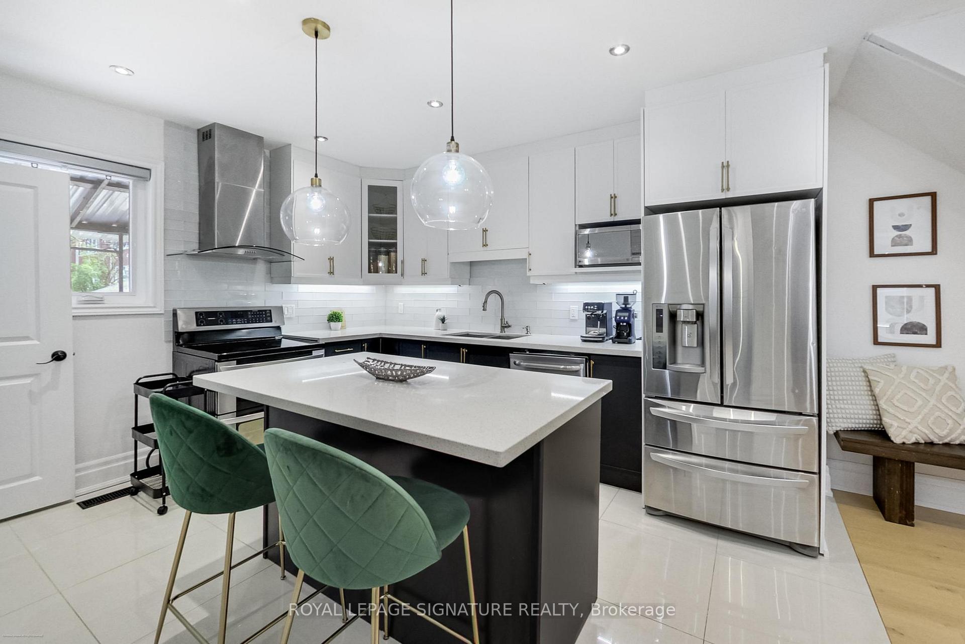 Photo 14 of 15 Glebeholme Boulevard, Toronto, Danforth — HOMEH