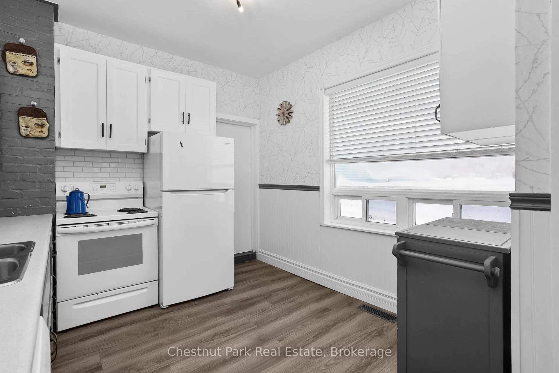 Photo 13 of 2170 592 Highway N, Perry, Emsdale — HOMEH