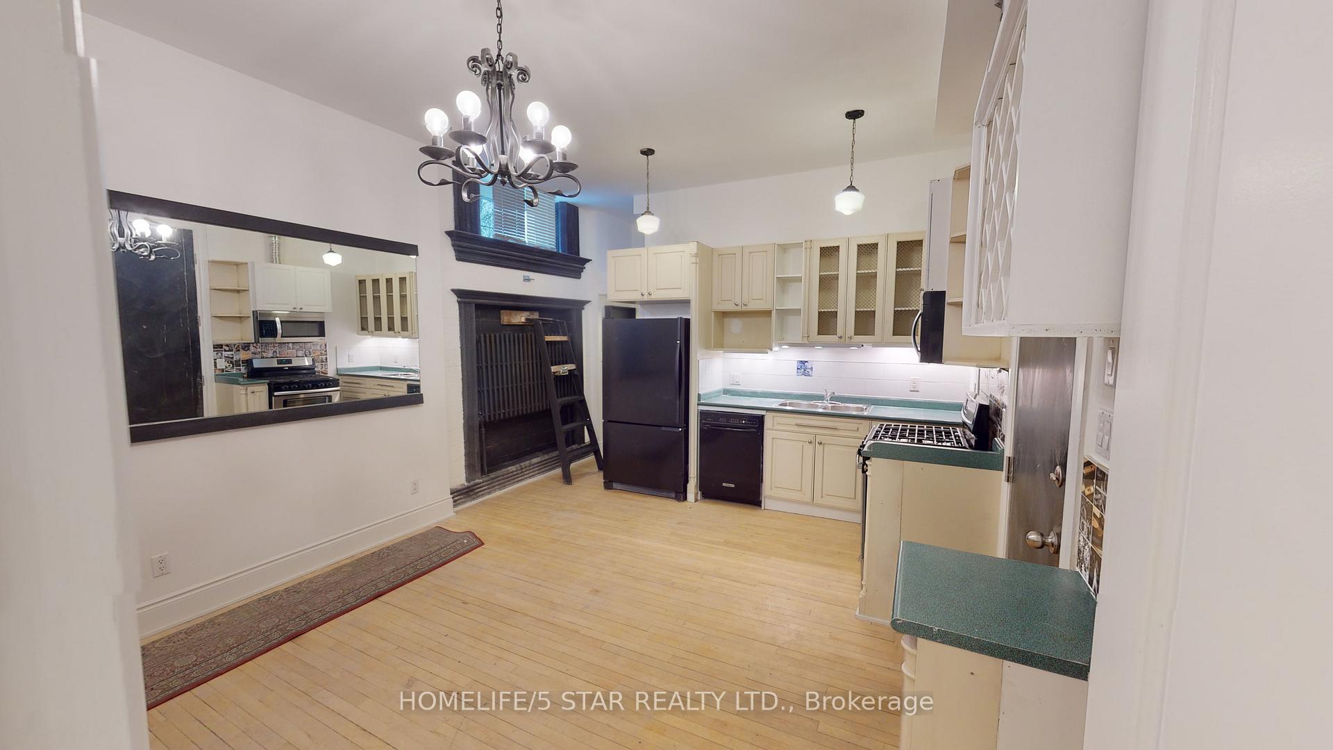 Photo 5 of Unit 208, 1152 Gerrard Street E, Toronto, South Riverdale — HOMEH