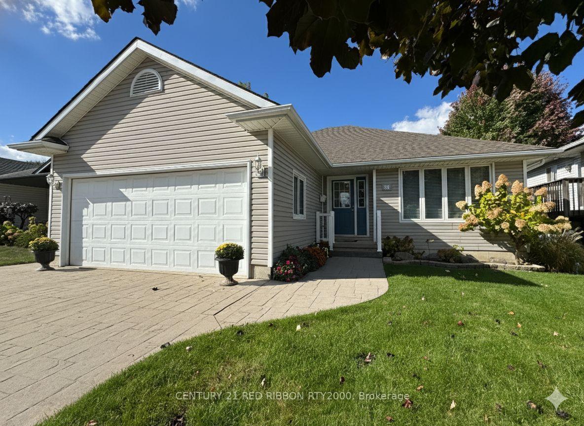 Photo 1 of 38 Bella Street, Strathroy-Caradoc, SE — HOMEH
