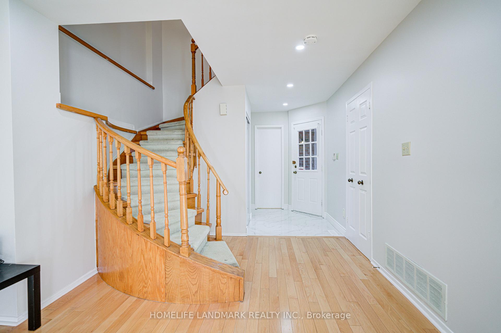 Photo 8 of 79 Sandyhook Square, Scarborough, Steeles — HOMEH