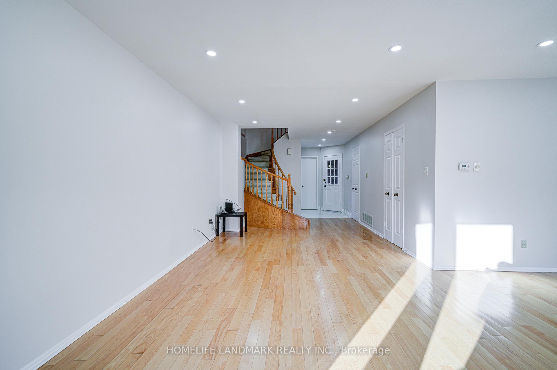 Photo 12 of 79 Sandyhook Square, Scarborough, Steeles — HOMEH