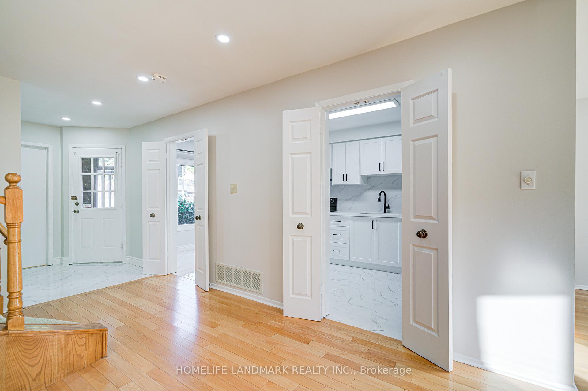 Photo 16 of 79 Sandyhook Square, Scarborough, Steeles — HOMEH