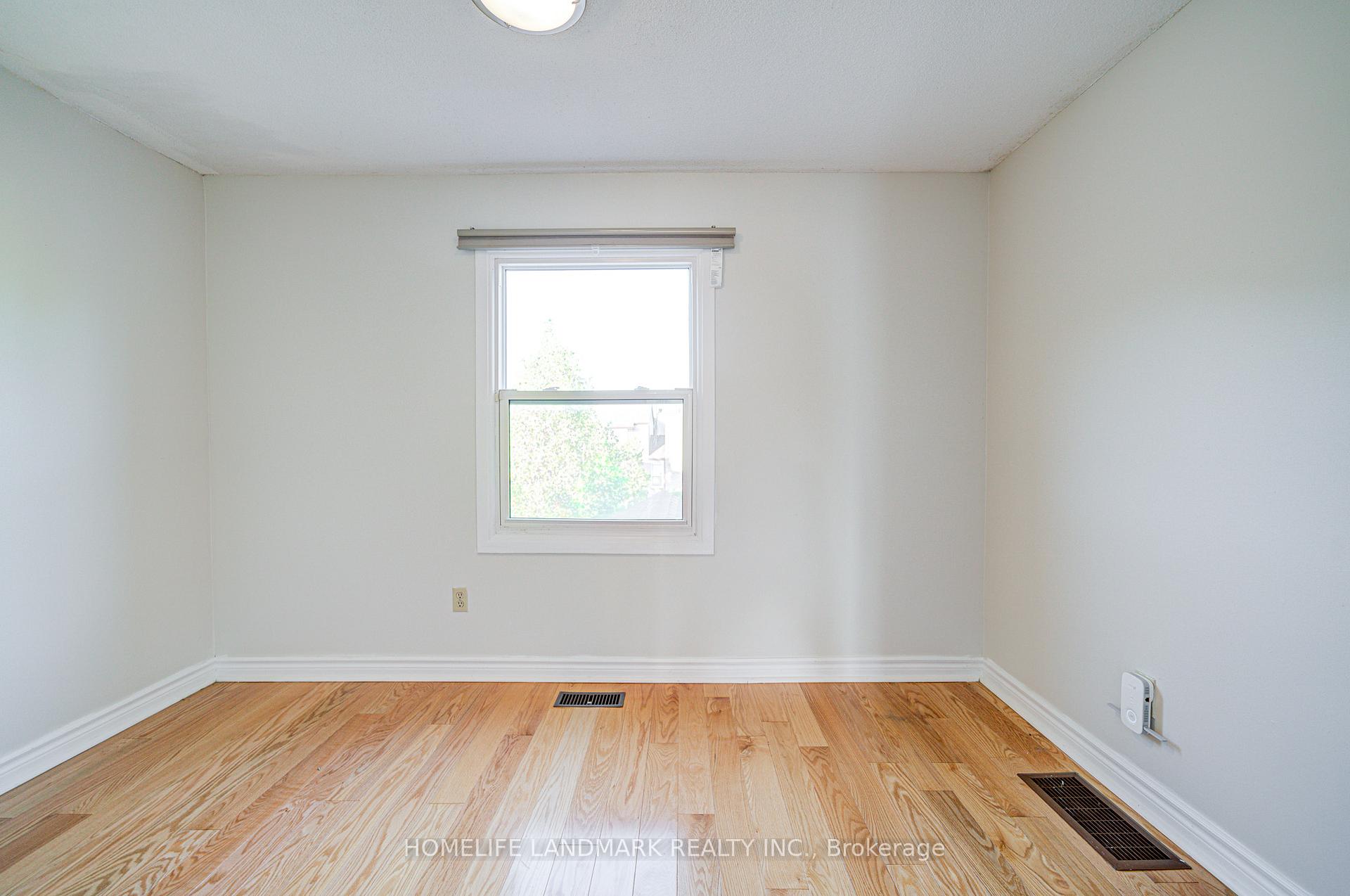 Photo 26 of 79 Sandyhook Square, Scarborough, Steeles — HOMEH