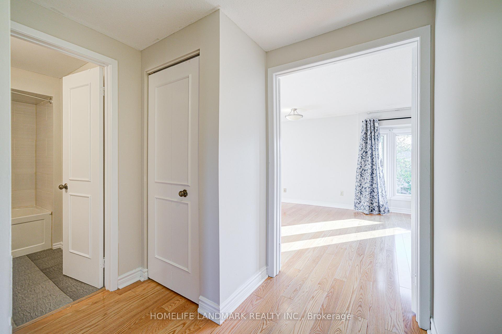 Photo 31 of 79 Sandyhook Square, Scarborough, Steeles — HOMEH