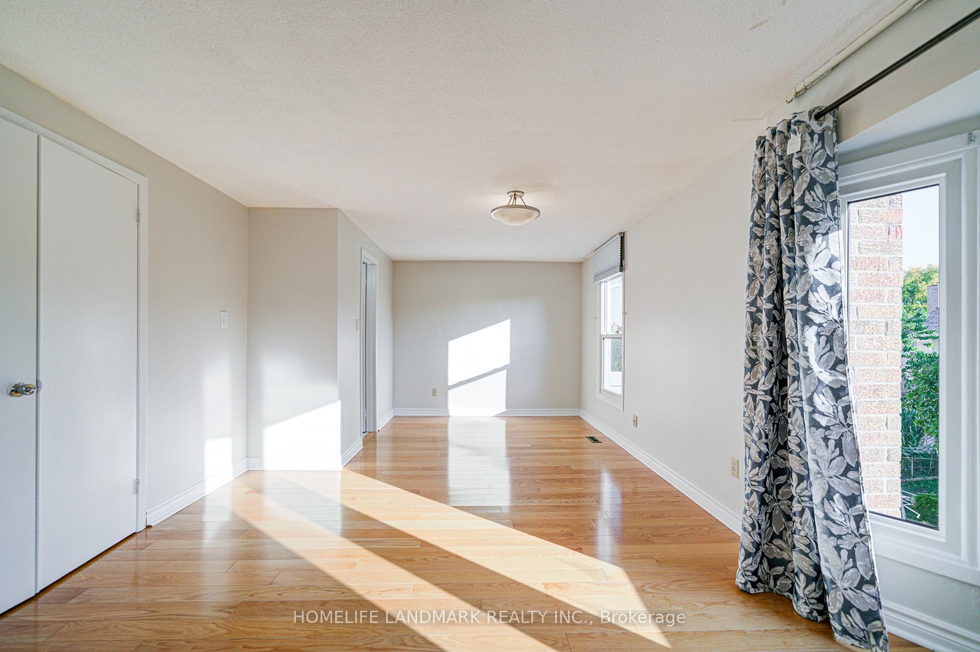 Photo 35 of 79 Sandyhook Square, Scarborough, Steeles — HOMEH