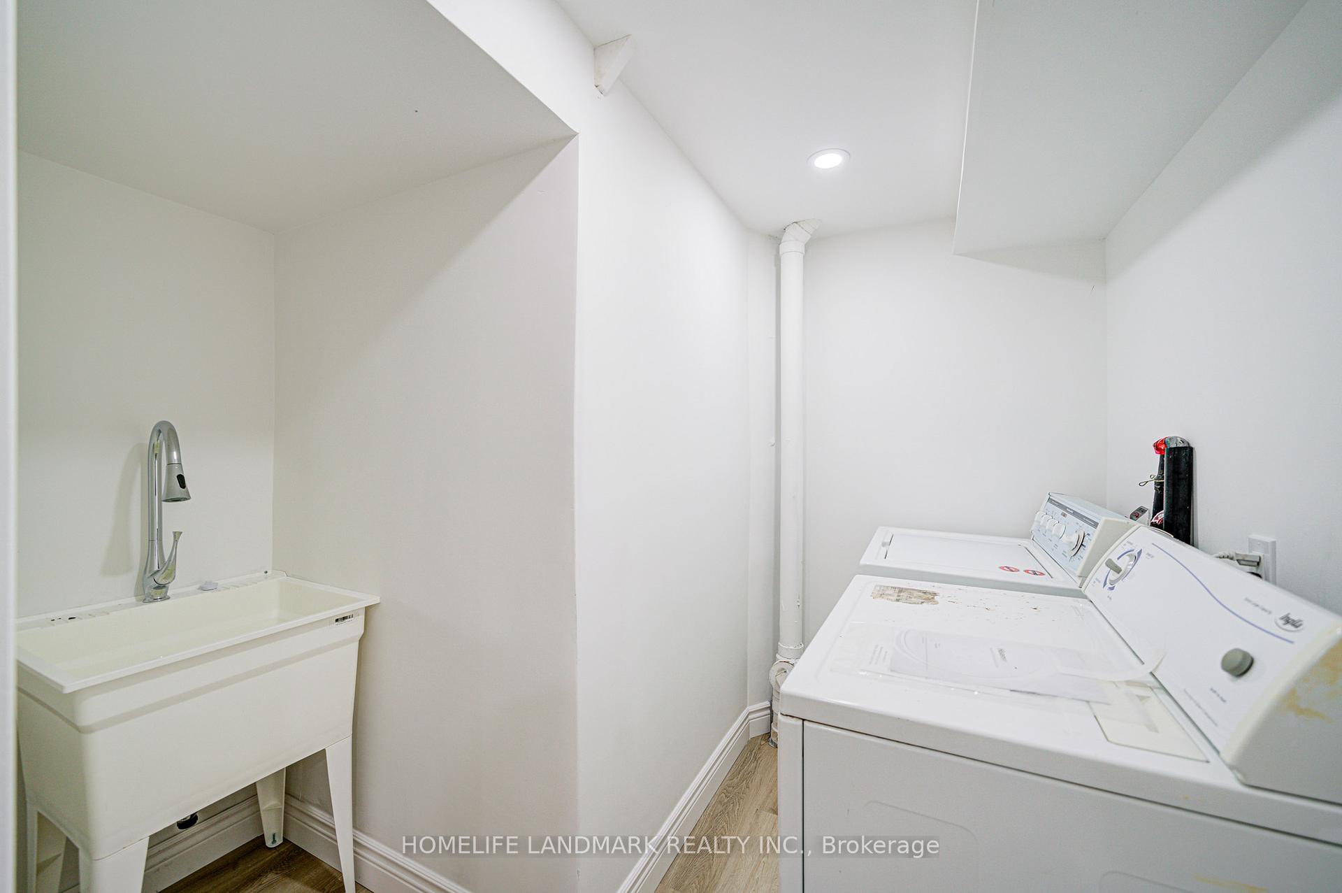 Photo 43 of 79 Sandyhook Square, Scarborough, Steeles — HOMEH