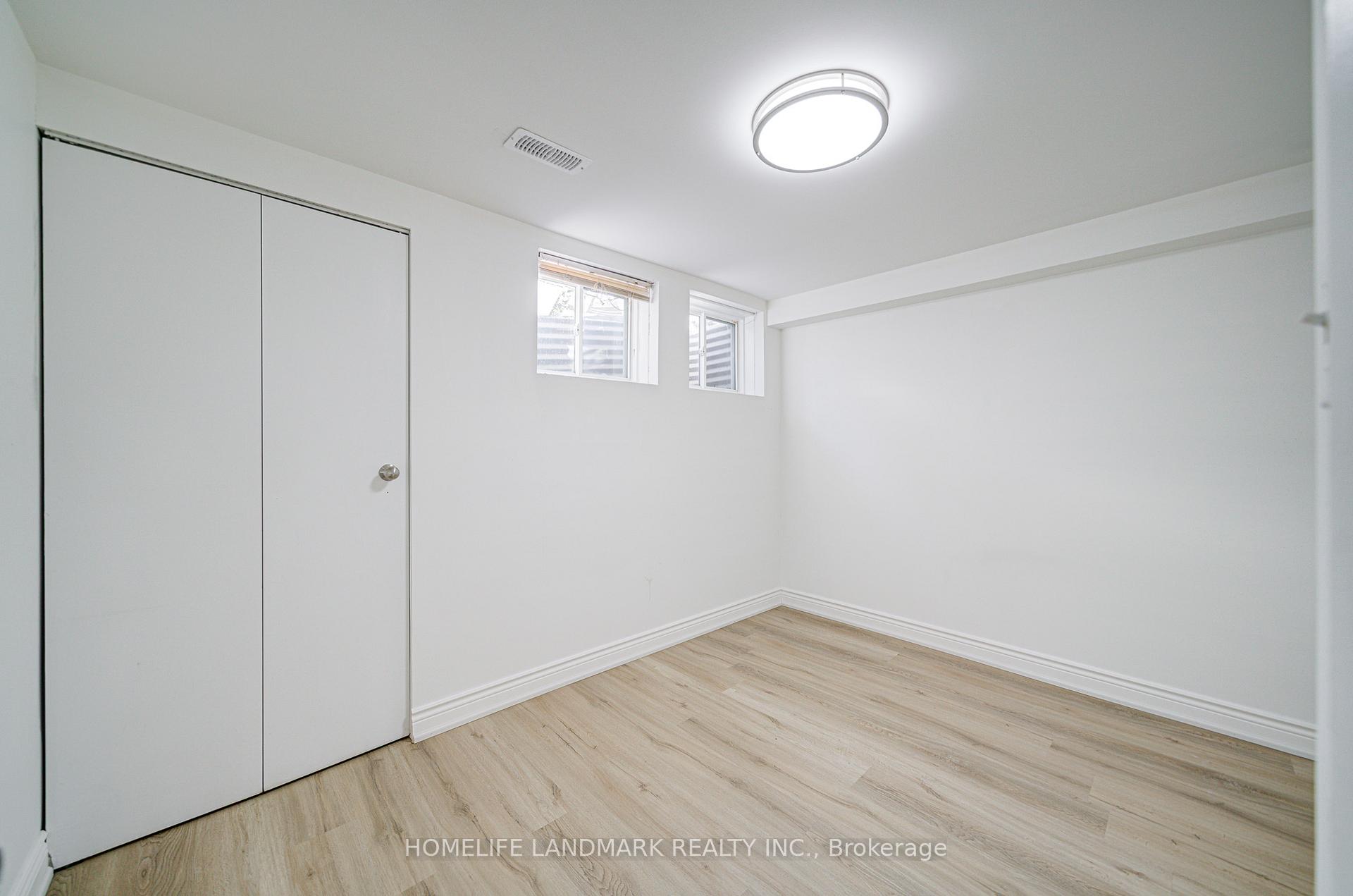 Photo 48 of 79 Sandyhook Square, Scarborough, Steeles — HOMEH