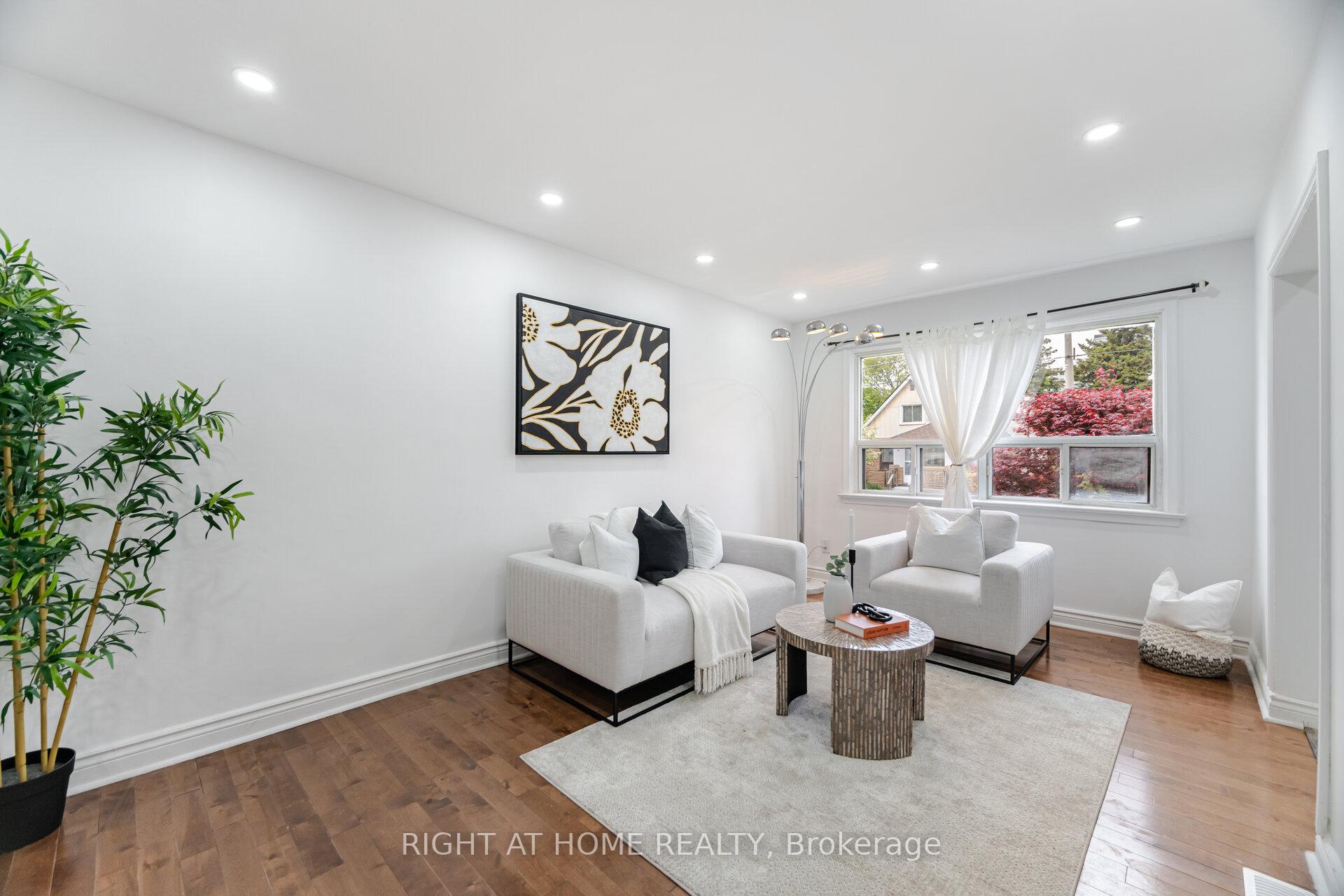Photo 4 of 79 Chapman Avenue, Toronto, O'Connor-Parkview — HOMEH
