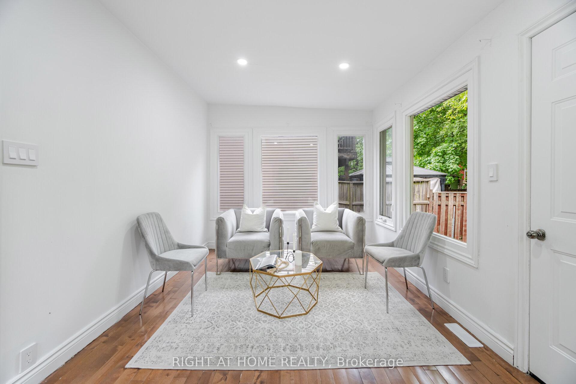Photo 11 of 79 Chapman Avenue, Toronto, O'Connor-Parkview — HOMEH