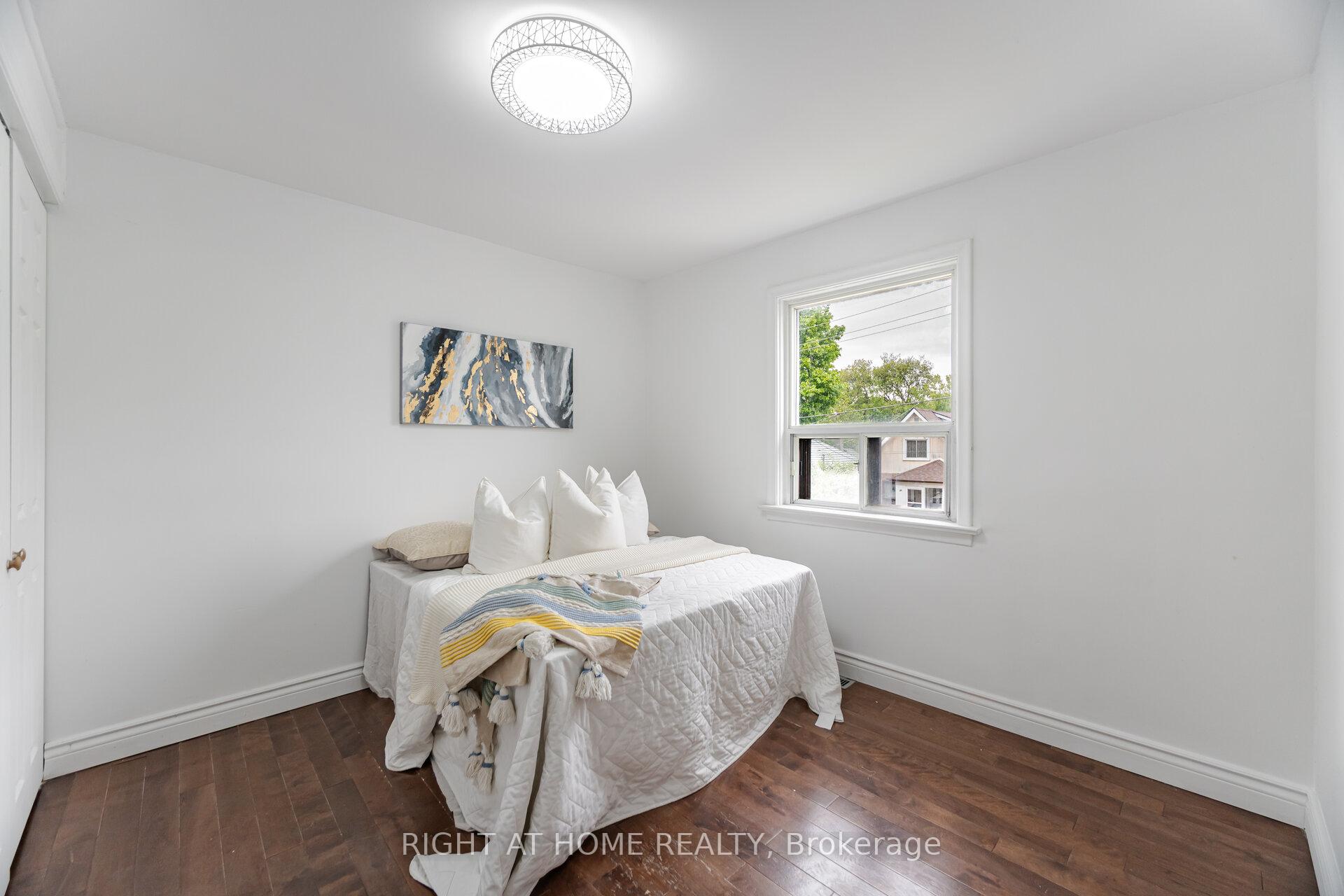 Photo 17 of 79 Chapman Avenue, Toronto, O'Connor-Parkview — HOMEH