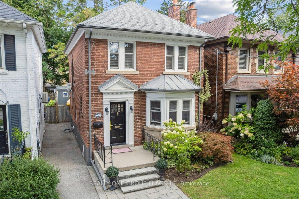 Photo 2 of 466 St Clements Avenue, Toronto, Lawrence Park South — HOMEH