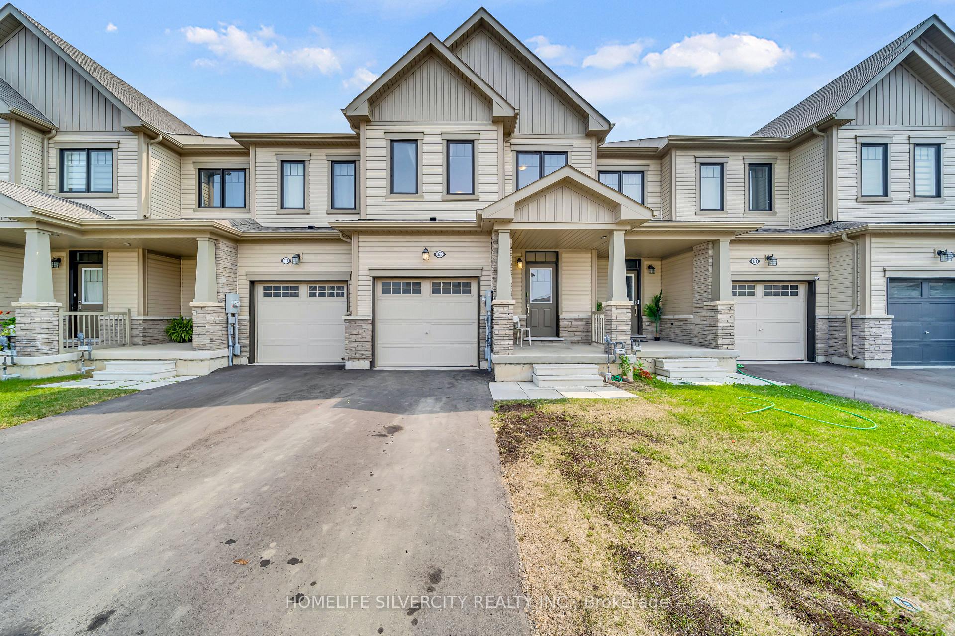Photo 3 of 375 Vanilla Trail, Thorold, Rolling Meadows — HOMEH