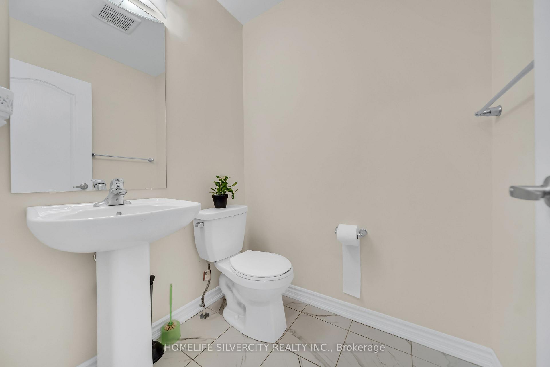 Photo 8 of 375 Vanilla Trail, Thorold, Rolling Meadows — HOMEH
