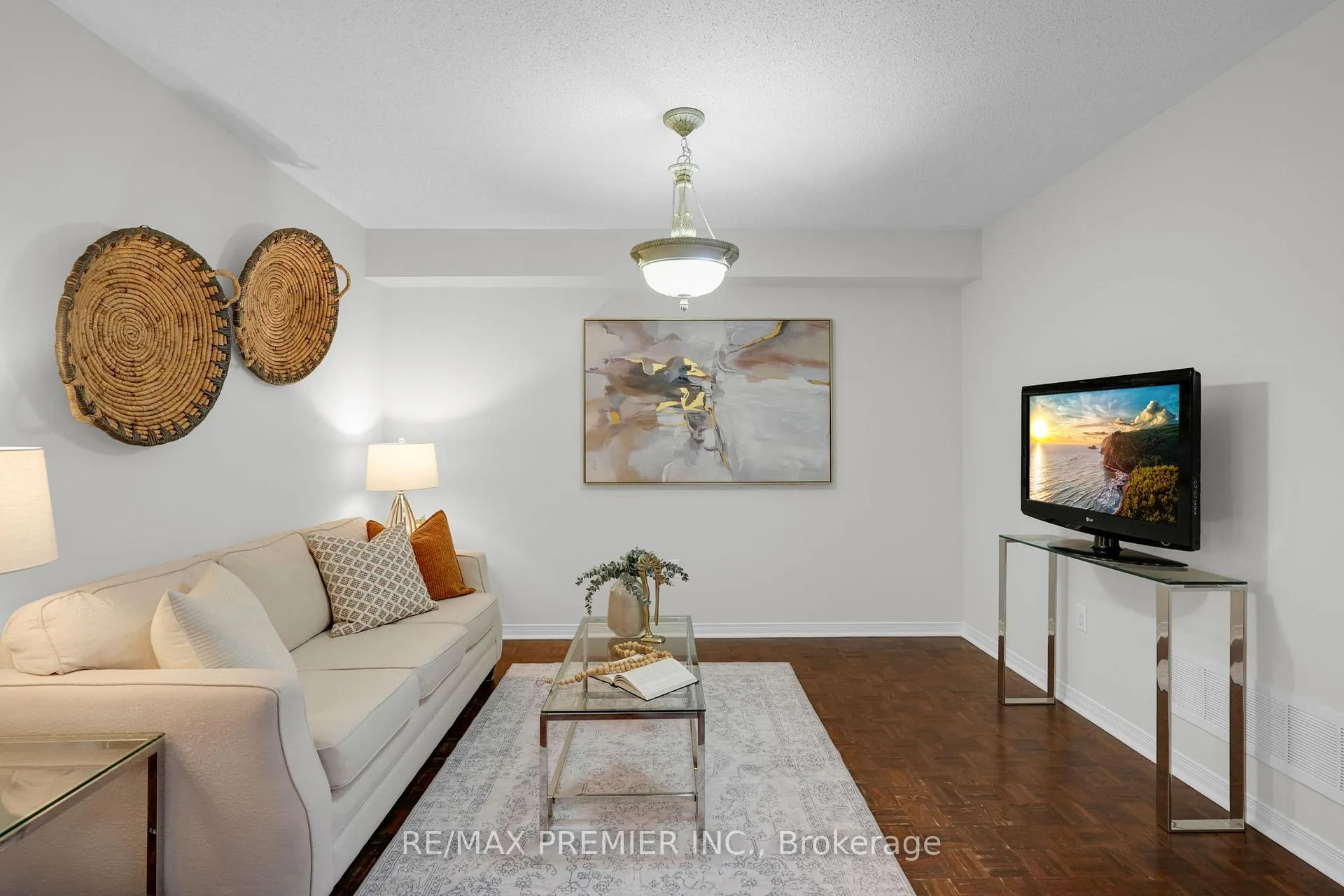 Photo 13 of 67 Colle Melito Way, Vaughan, Sonoma Heights — HOMEH