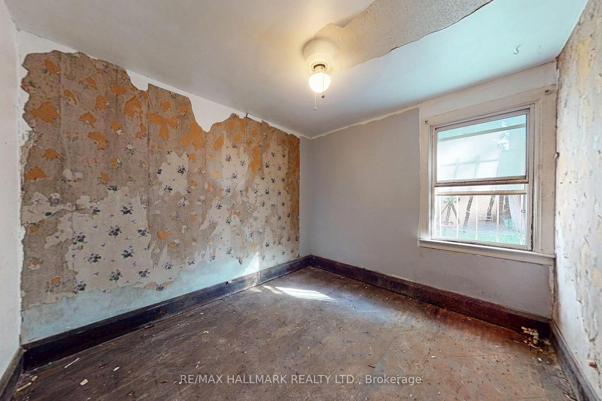 Photo 9 of 53 Highfield Road, Toronto, Greenwood-Coxwell — HOMEH