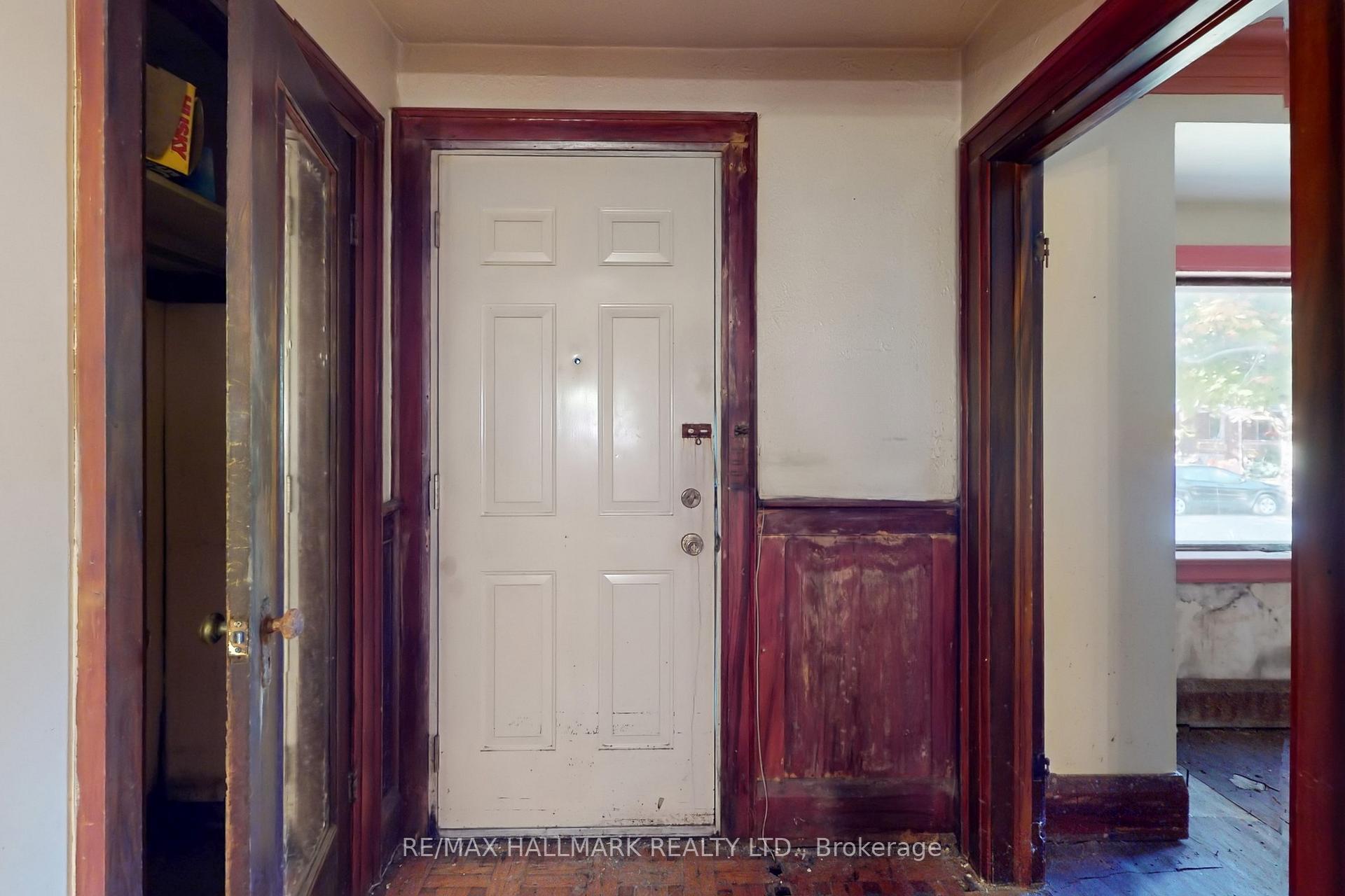 Photo 15 of 53 Highfield Road, Toronto, Greenwood-Coxwell — HOMEH