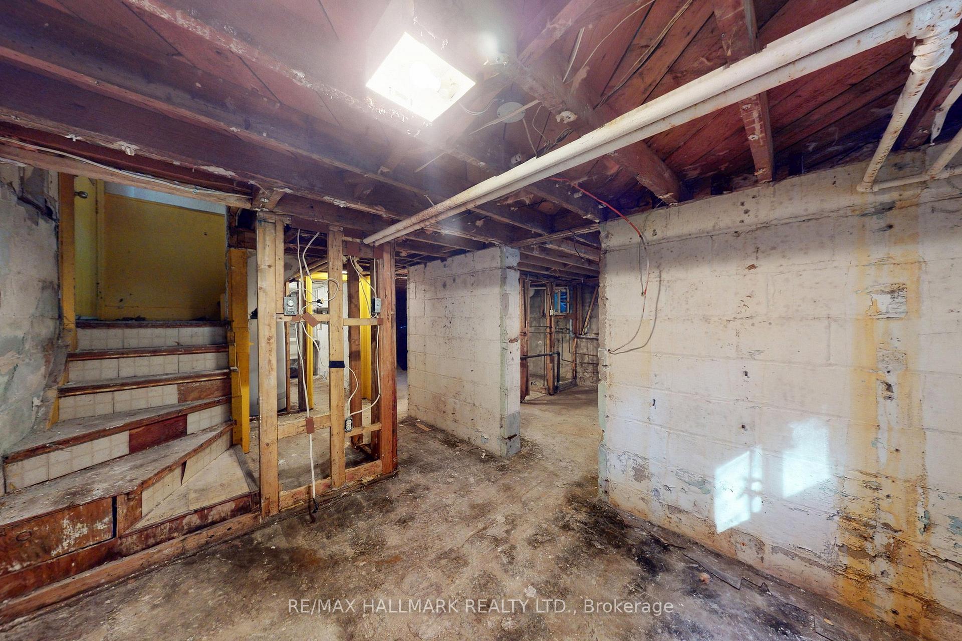Photo 17 of 53 Highfield Road, Toronto, Greenwood-Coxwell — HOMEH