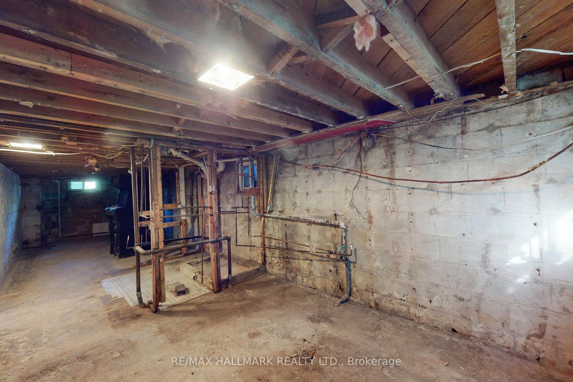 Photo 18 of 53 Highfield Road, Toronto, Greenwood-Coxwell — HOMEH