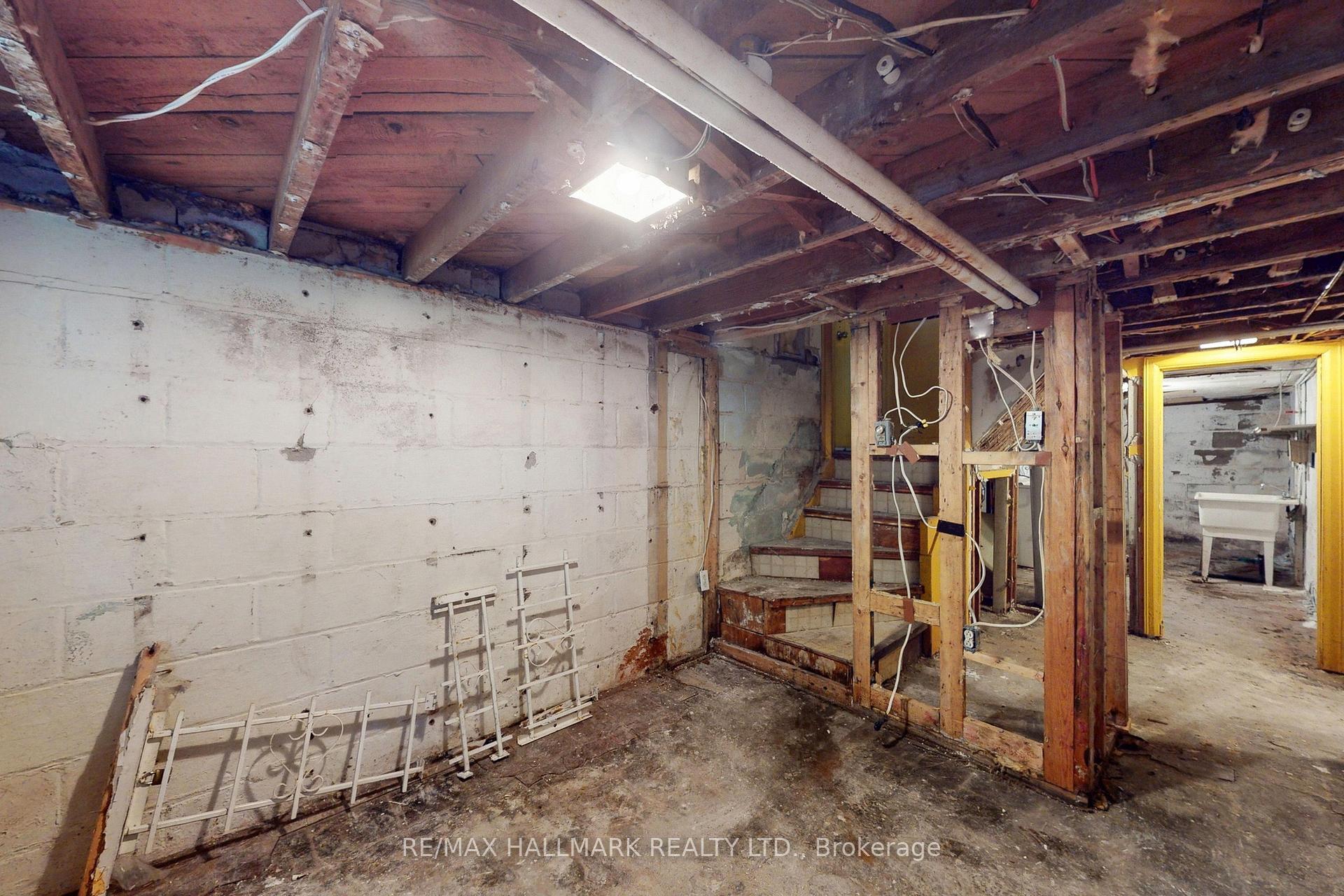 Photo 21 of 53 Highfield Road, Toronto, Greenwood-Coxwell — HOMEH