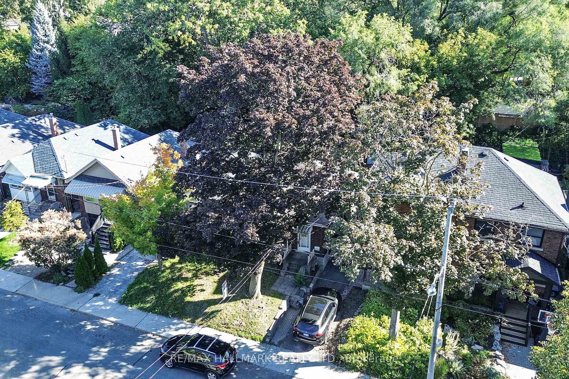 Photo 29 of 53 Highfield Road, Toronto, Greenwood-Coxwell — HOMEH