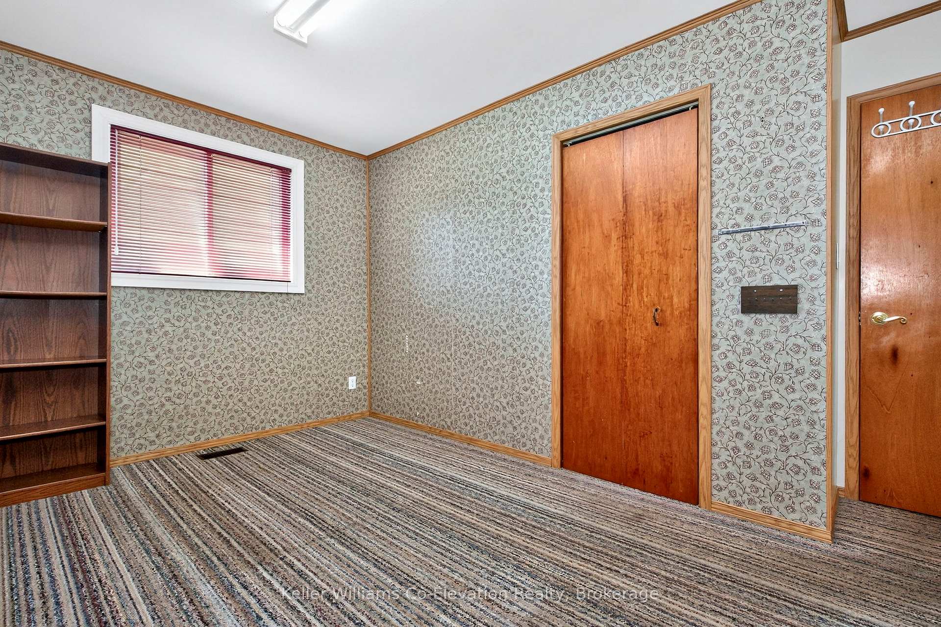 Photo 10 of 176 Bay Street, Tay, Victoria Harbour — HOMEH