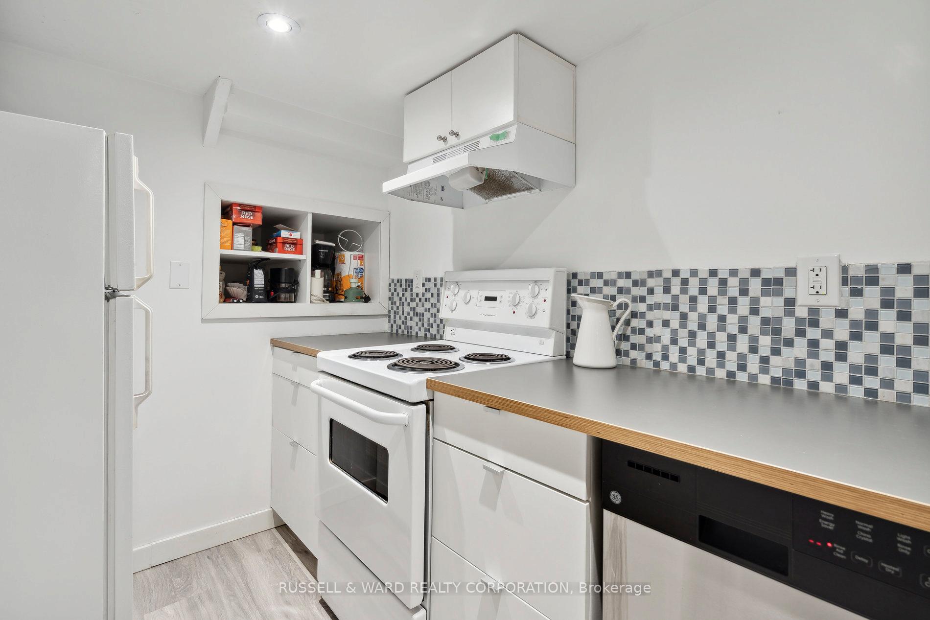 Photo 35 of 618 Clinton Street, Toronto, The Annex — HOMEH