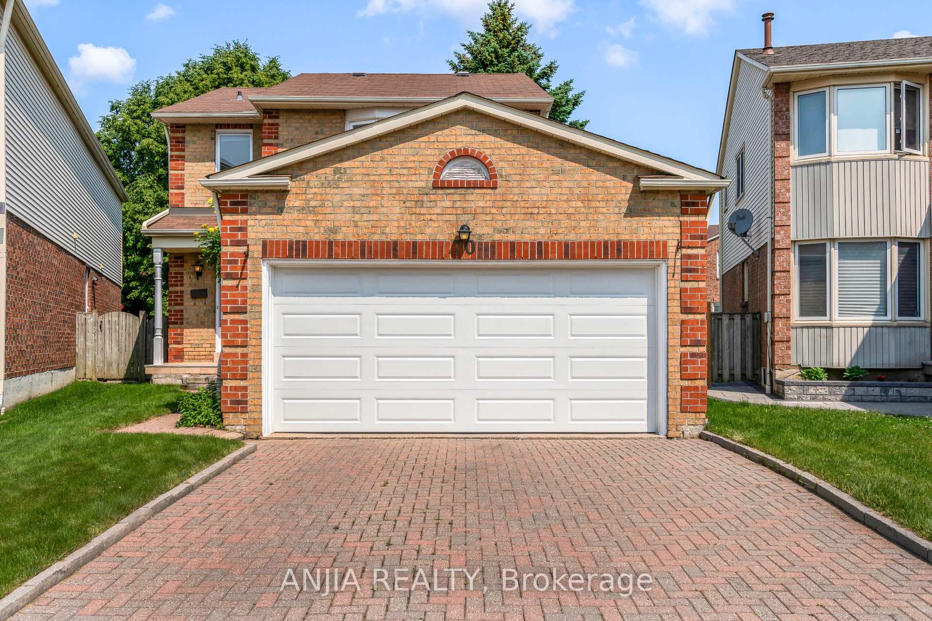 Photo 1 of 70 Elmfield Crescent, Scarborough, Steeles — HOMEH
