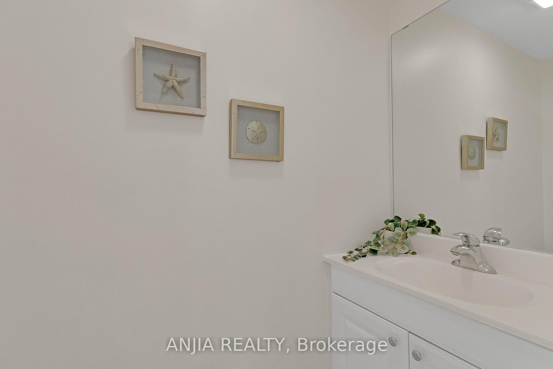 Photo 15 of 70 Elmfield Crescent, Scarborough, Steeles — HOMEH