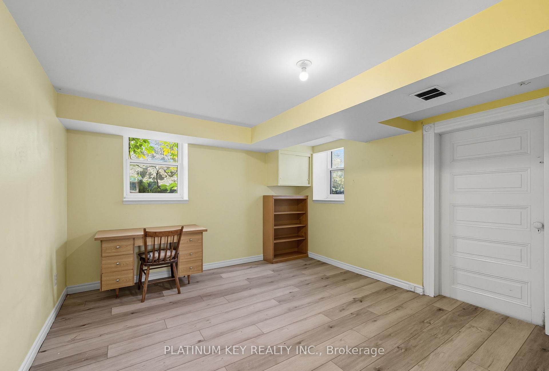 Photo 16 of 8546 Falconbridge Drive, Strathroy-Caradoc, Mount Brydges — HOMEH